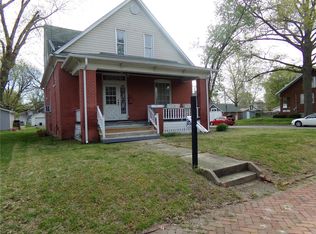 621 Cypress St, Highland, IL