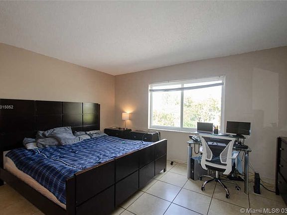 5th image of 7700 Camino Real #D-303