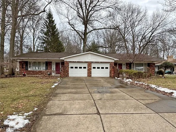 2097 & 2101 Maple Rd, Stow, OH 44224