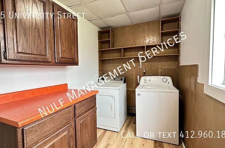 205 University St — Photo 12