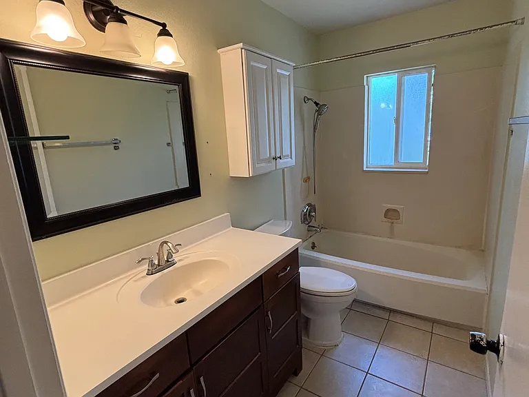 1438 N Amiron Way #D — Photo 7