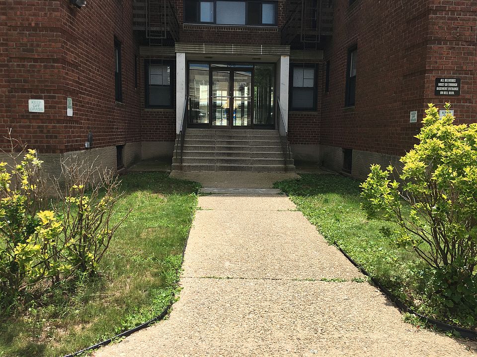 1st image of 21610 77th Ave #3N