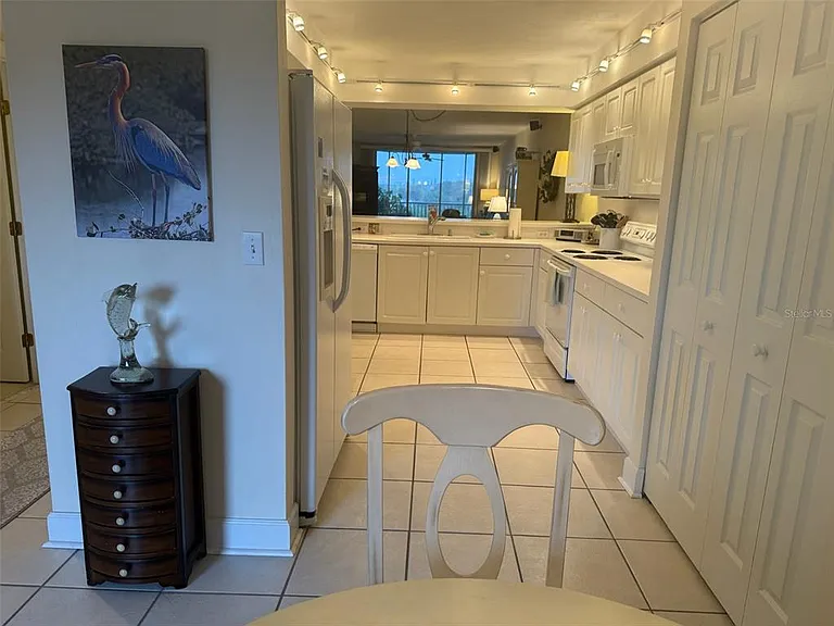 426 Bouchelle Dr #303 — Photo 9