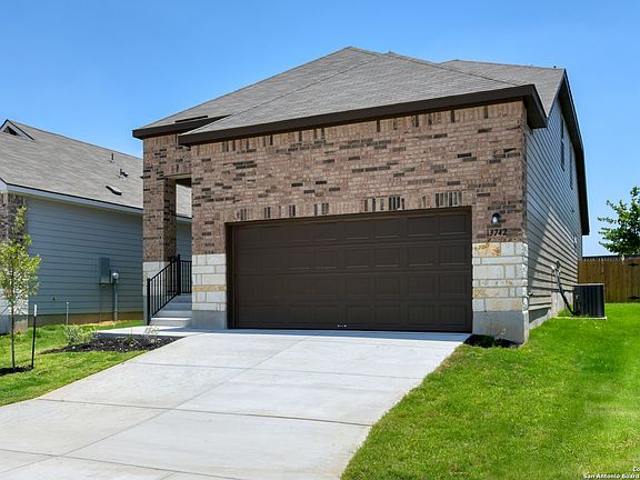 4th image of 13742 Birch Crossing