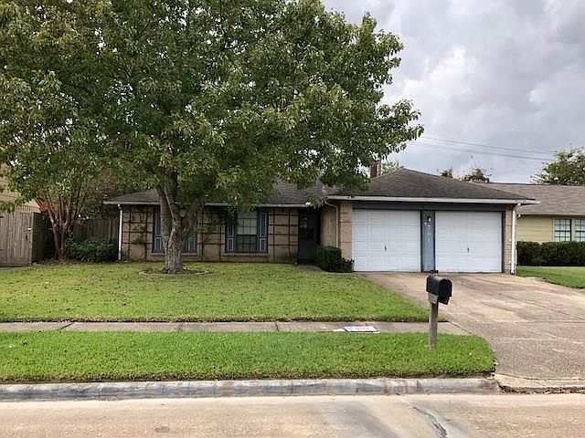 1st image of 701 Canyon Springs Dr
