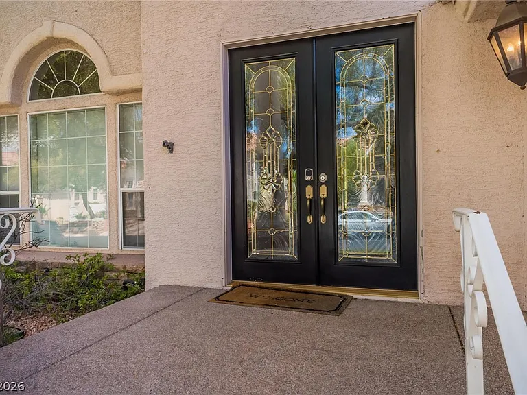 9675 Irvine Bay Ct — Photo 4