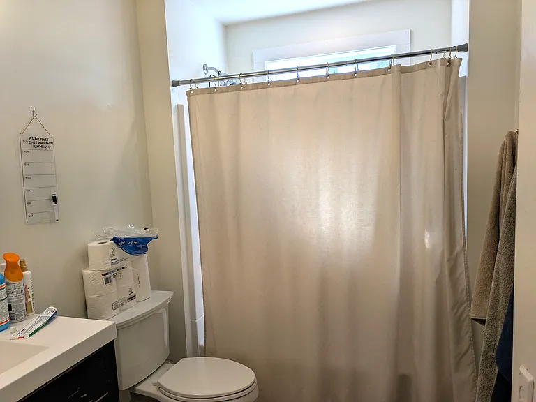 7081 N University Ave — Photo 12