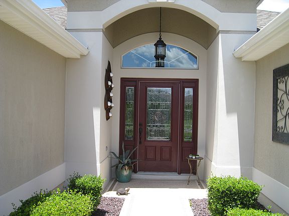 3rd image of 897 Castlehill Dr