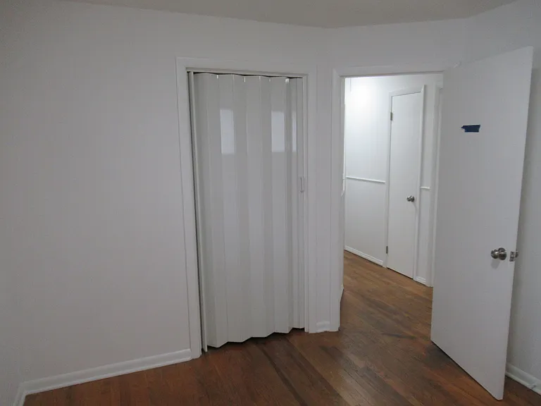 330 Paul St — Photo 16