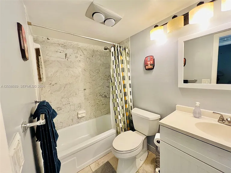 9820 S Hollybrook Lake Dr #202 — Photo 28