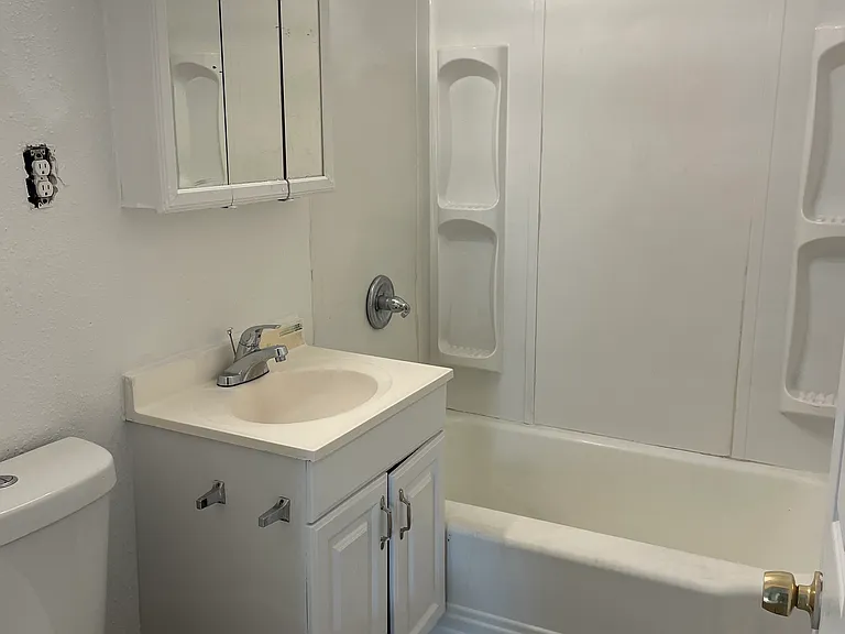 5123 S Benton Ave — Photo 5