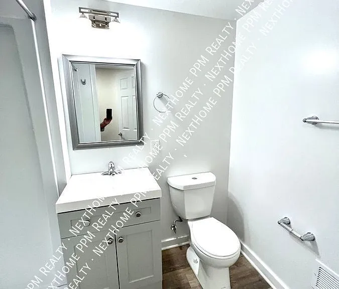 1235 Illinois Ave — Photo 26