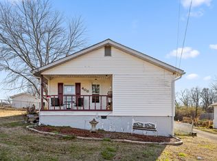 406 Chambers St, Rossville, GA 30741