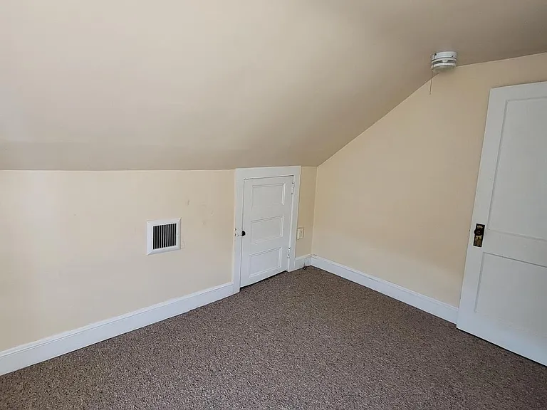 237 S Franklin St — Photo 15