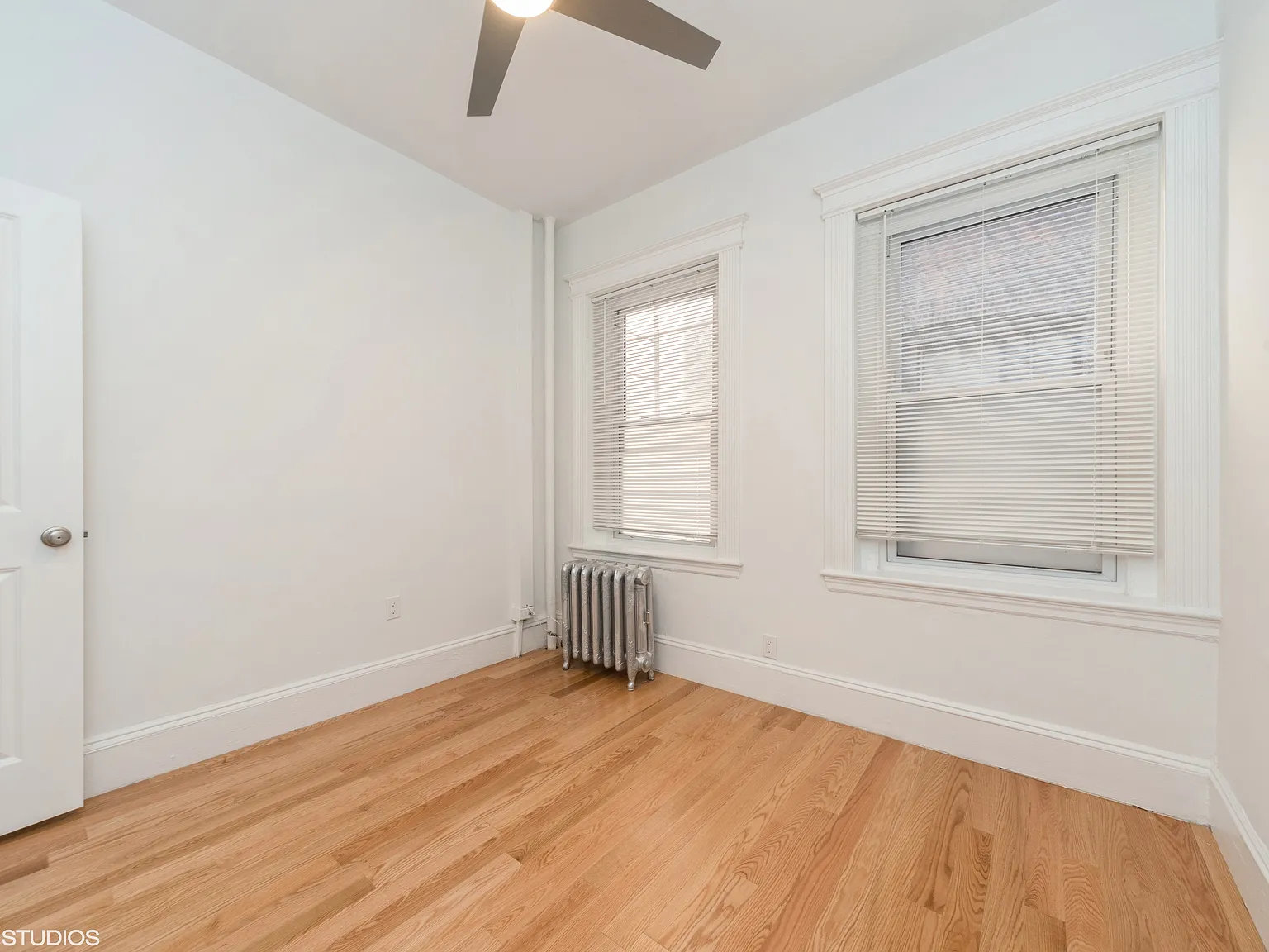 2 bed, 999 sqft, $4,000 — Photo 4