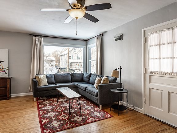 5th image of 4637 Cornelius Ave