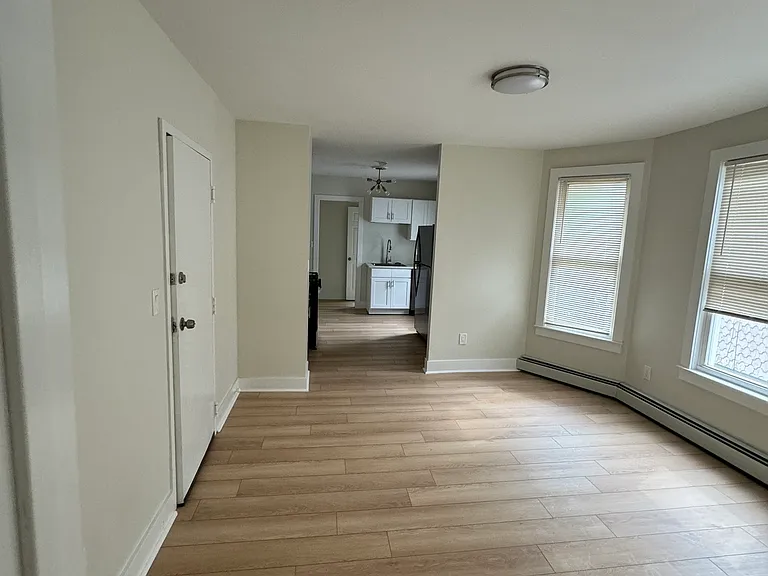 706 George St — Photo 5