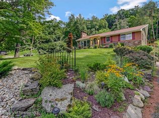 424 N Turnpike Rd, Dalton, PA 18414