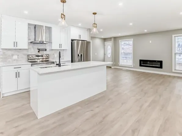 59 N Templeson Rd NE, Calgary, AB T1Y 5L5