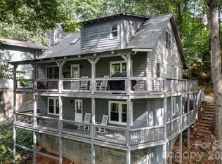 139 Kammerer Dr, Waynesville, NC 28785