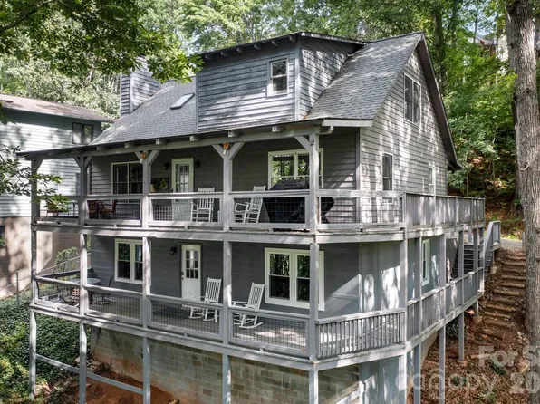 139 Kammerer Dr, Waynesville, NC 28785