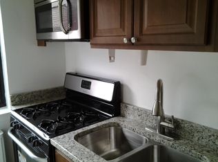 15331 75th Ave APT 2A, Flushing, NY 11367