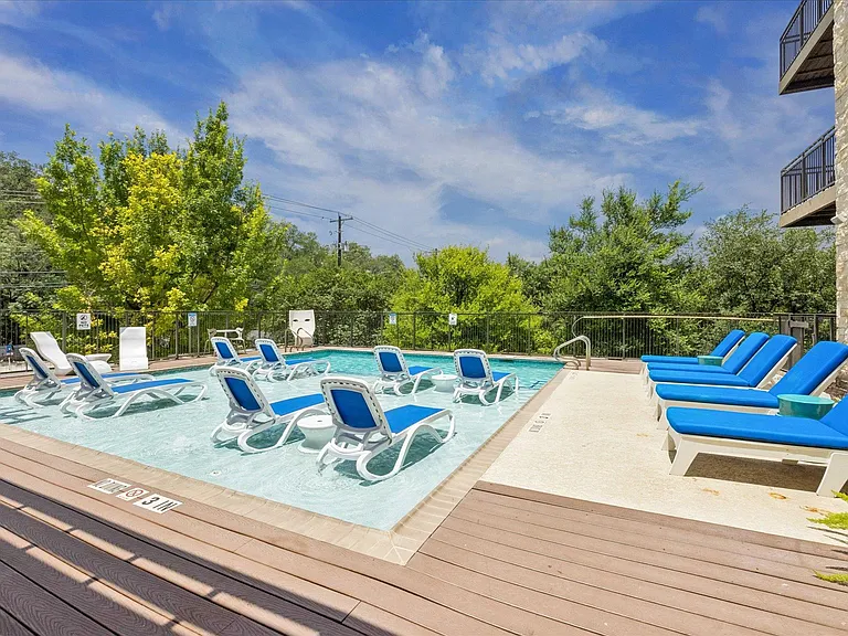 1900 Barton Springs Rd #4041 — Photo 28
