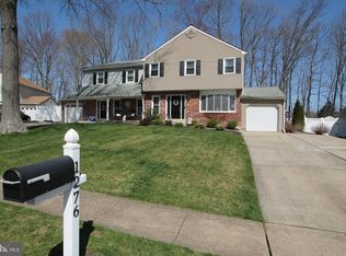 1276 Harrow Cres, Yardley, PA