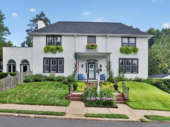 1447 Rockwell Rd, Abington, PA 19001