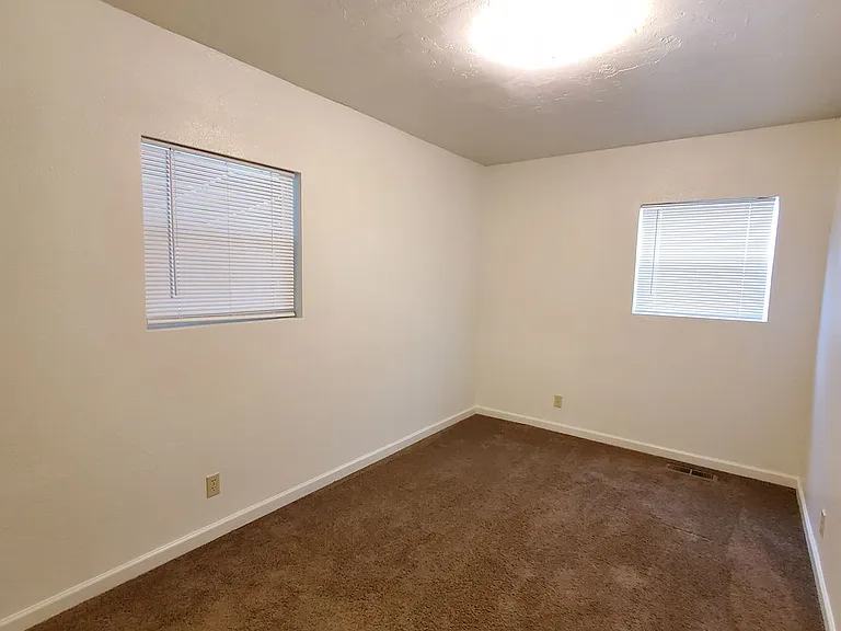 212 Grove St — Photo 14