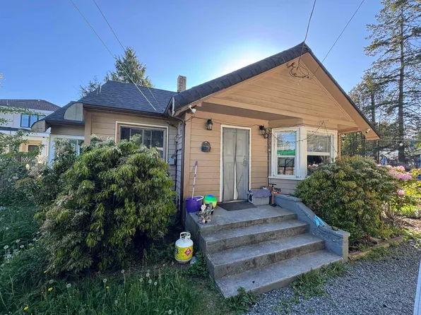 2127 King George Blvd, Surrey, BC V4A 5A3