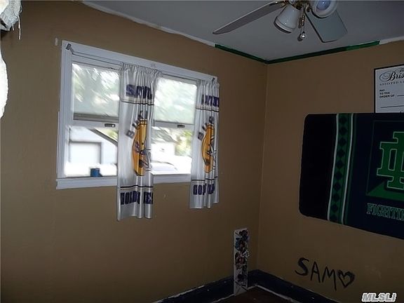 5th image of 150 Cherry Ave
