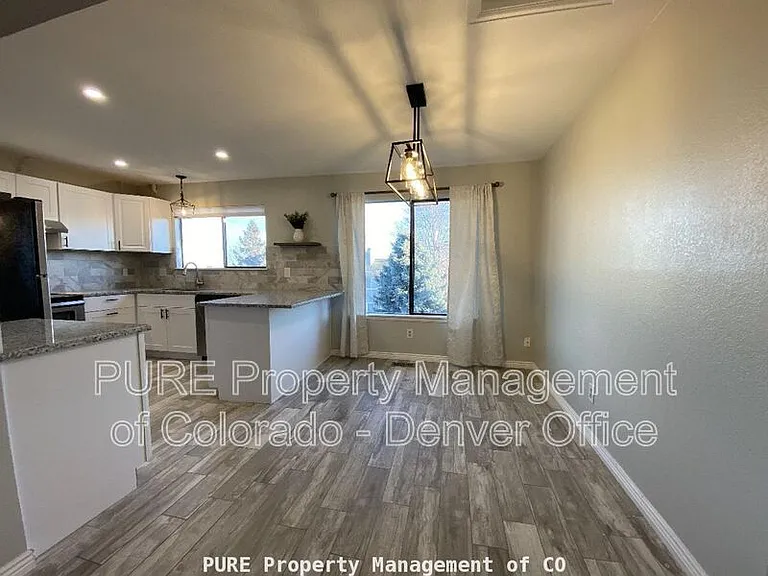 525 Southpark Rd — Photo 7