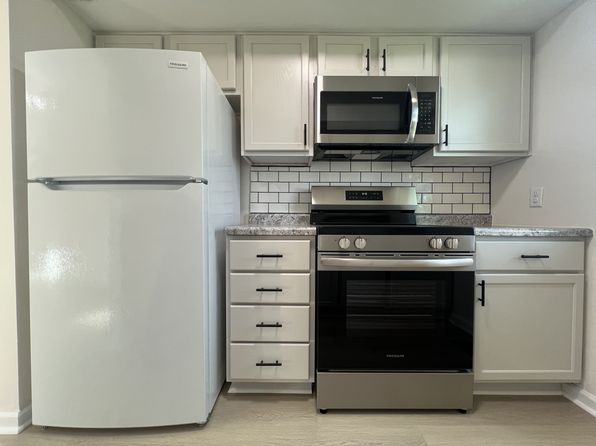 1118 Cambridge Ct