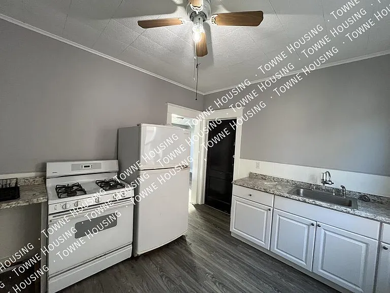 15 Beatrice Ave #1 — Photo 11