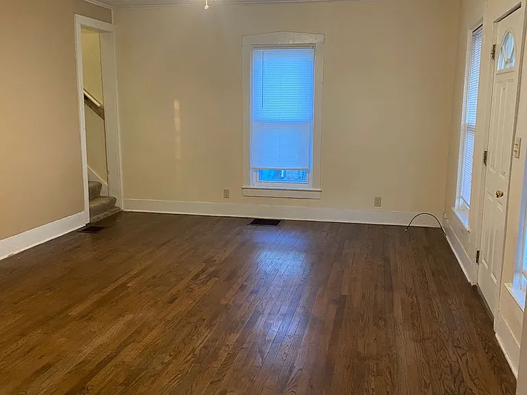 174 Market St — Photo 4