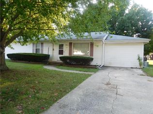 105 Orlando Ct, Fairview Heights, IL 62208