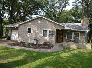712 S Park Ave, Centerville, IA 52544