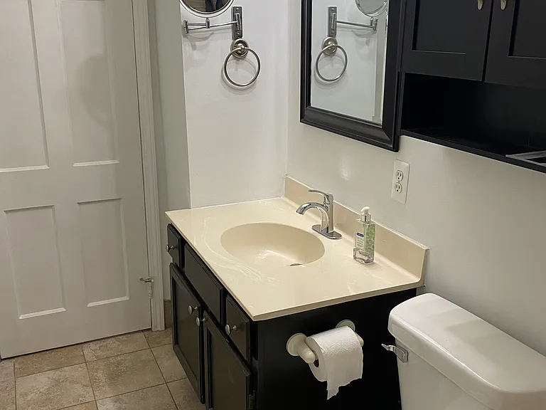 570 W Clarkston Rd — Photo 12