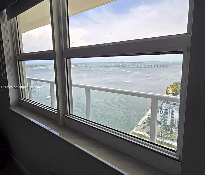 1155 Brickell Bay Dr #2507 — Photo 18
