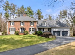 7 Queen Anne Rd, Hopkinton, MA 01748