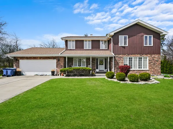 12650 W Navajo Dr, Palos Heights, IL 60463