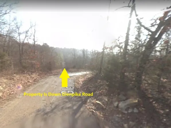 104 Glenpike Dr, Mountain Home, AR 72653