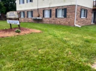 4525 Main St #B8, Millington, MI 48746