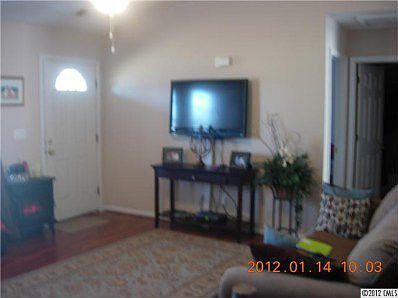 5th image of 912 Forest Dr