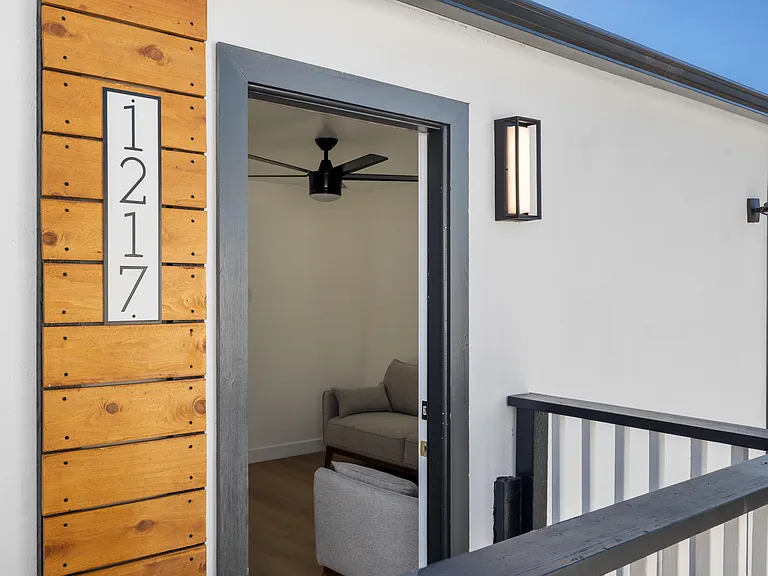 1217 Vega St — Photo 14