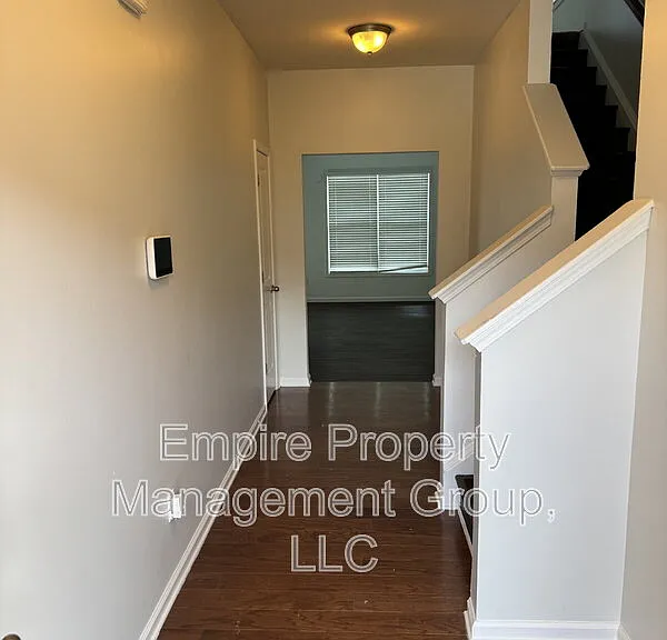 478 Freshwater Dr — Photo 2