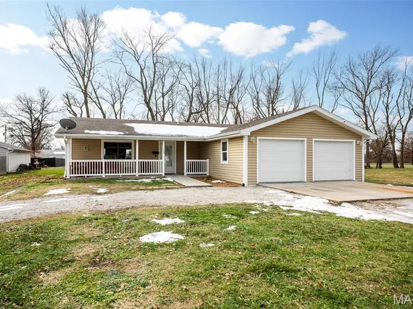 102 W Water St, Litchfield, IL 62056