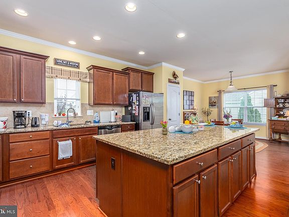 3rd image of 29225 Mayesville Way