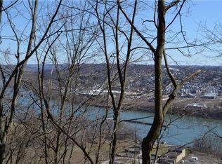 Murrayhill Rd, Tarentum, PA 15084